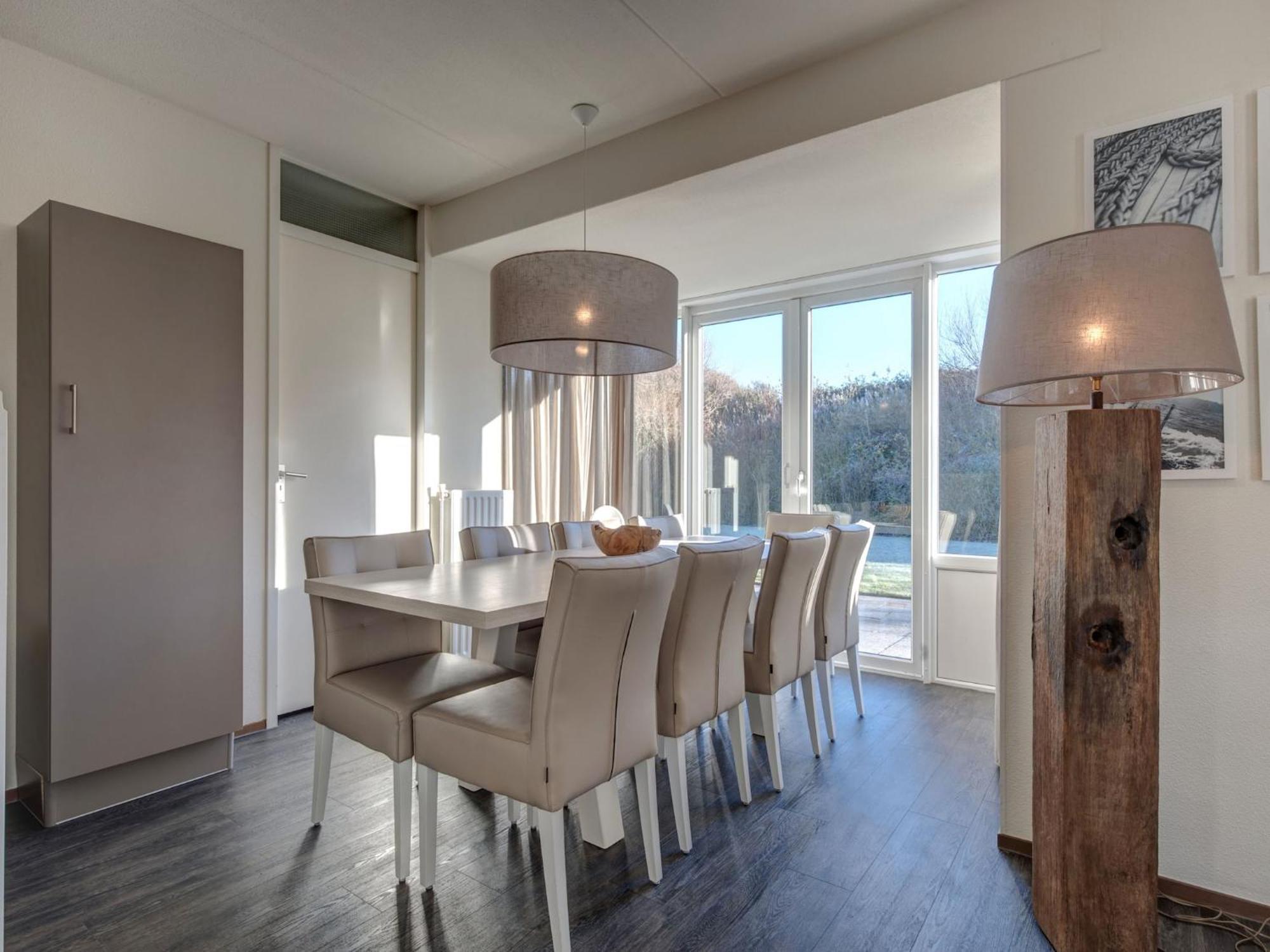 Villa Detached With Sauna, Just 1km From The
